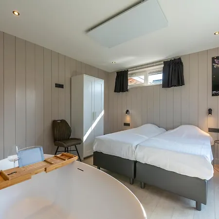 Holiday home Wellness By Dutch Coast With Sauna *